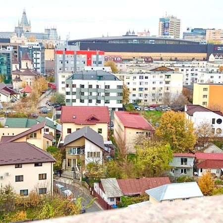 Palas View Apartments Near Palas Mall ยาช ภายนอก รูปภาพ