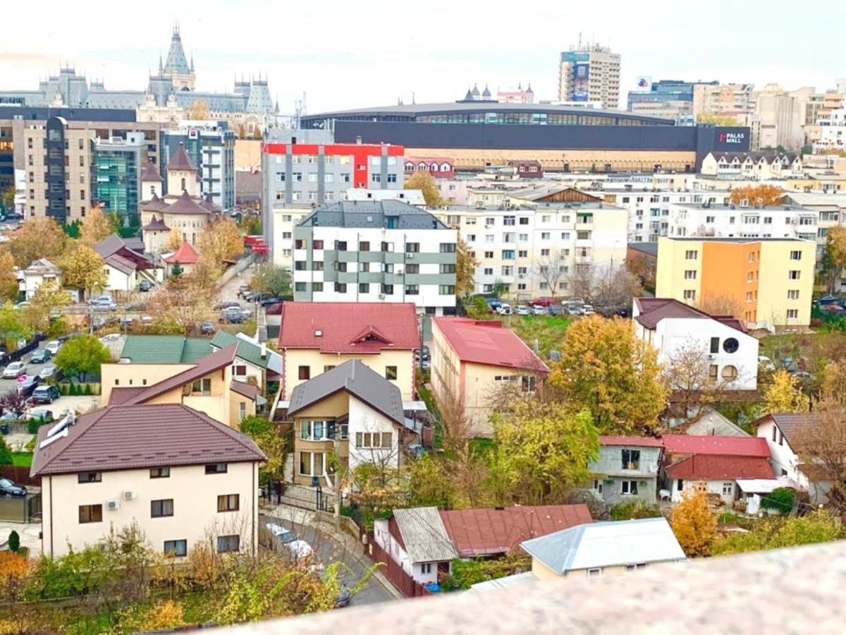Palas View Apartments Near Palas Mall ยาช ภายนอก รูปภาพ
