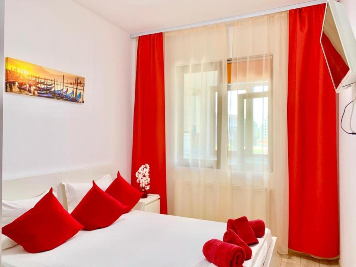 Palas View Apartments Near Palas Mall ยาช ภายนอก รูปภาพ