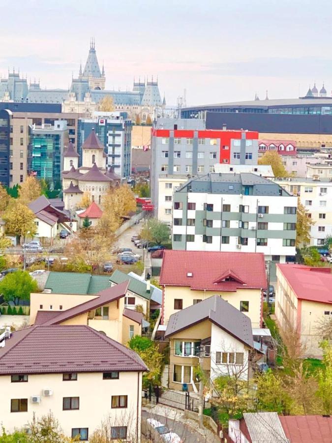 Palas View Apartments Near Palas Mall ยาช ภายนอก รูปภาพ
